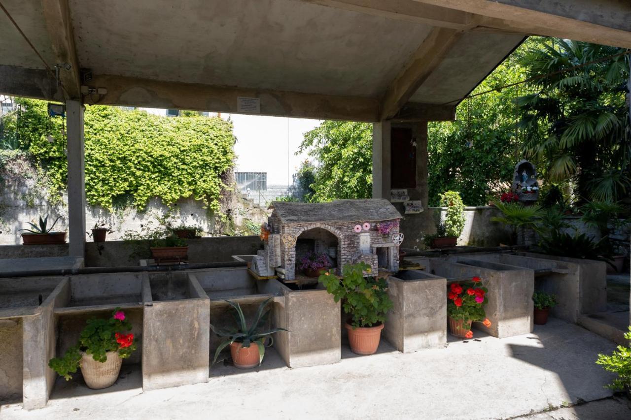La Casa Sotto Le Cascate Lago Maggiore - Ixihome Cittiglio Buitenkant foto