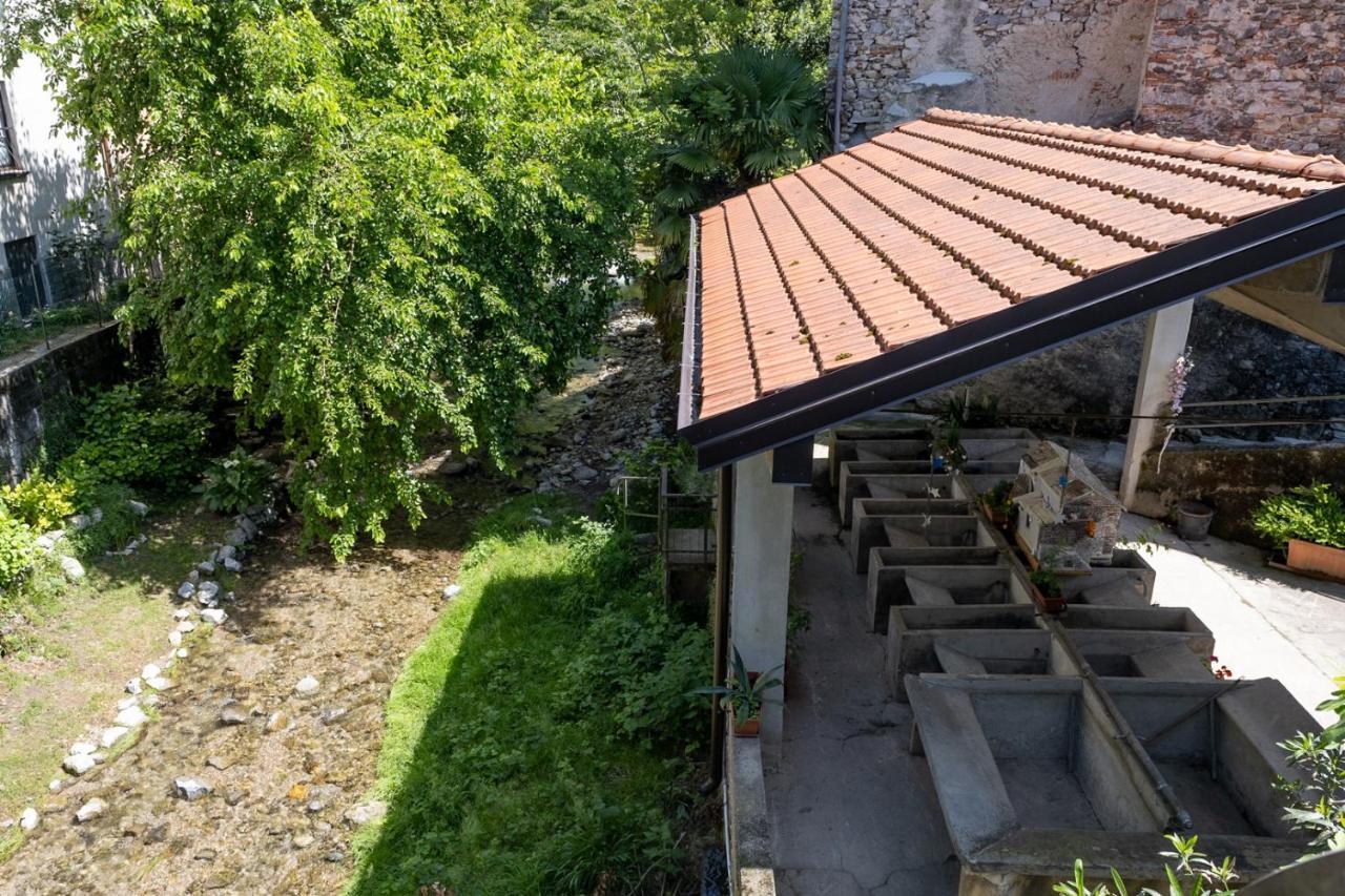 La Casa Sotto Le Cascate Lago Maggiore - Ixihome Cittiglio Buitenkant foto